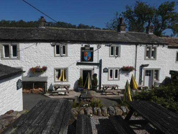 Auf dem Foto ist das Objekt The George Inn in der Stadt Skipton zu sehen.