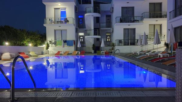 写真にはBellapais市にあるMetin Housesが写っています。