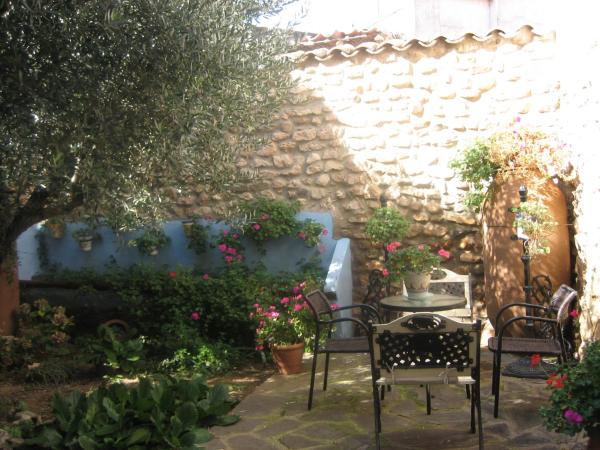 A la foto es mostra l'objecte CASA RURAL VILLA DE VERA situat a la ciutat de Ambel.