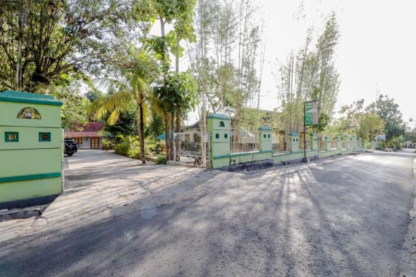 A la foto es mostra l'objecte Omah Nggunung Cafe & Homestay situat a la ciutat de Wonosari.