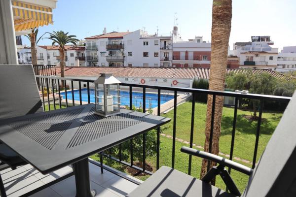 A la foto es mostra l'objecte Coronado 147 Casasol Apartments situat a la ciutat de Nerja.
