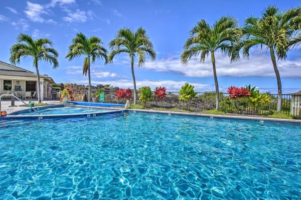 Lanai & Resort-style Perks! Kona Townhome - キャプテン・クック, HI