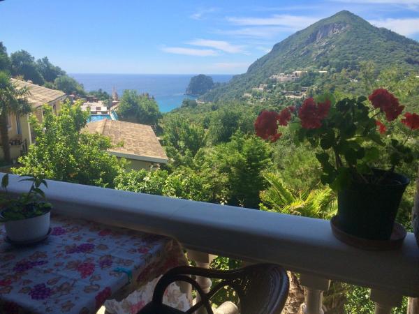 A la foto es mostra l'objecte Ermones Penelope Bungalow situat a la ciutat de Vátos.