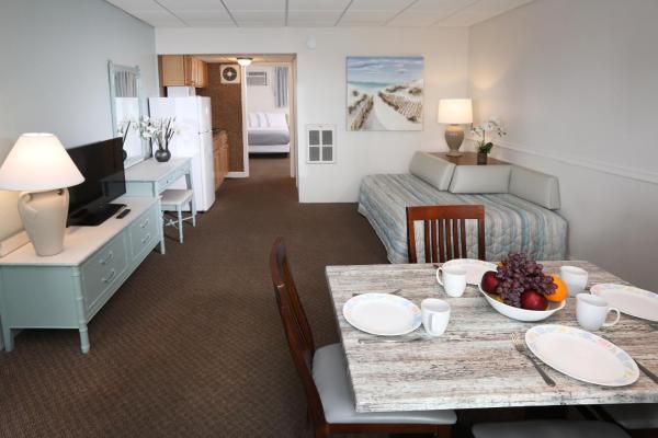 Aquarius Oceanfront Inn - Wildwood Crest, NJ