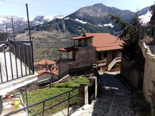 Foto 2: Balkone in Montagna (Μπαλκόνι στο Βουνό )