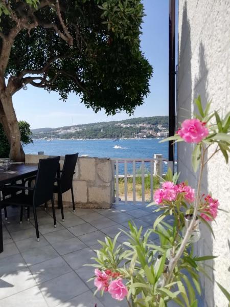 A la foto es mostra l'objecte Apartman Radošić situat a la ciutat de Hvar.