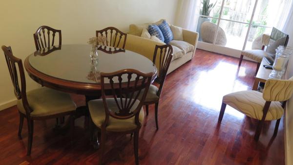 Fabulous and Quiet Apartment+Balcony in Barrio Norte. Your easy access to Buenos Aires!, Buenos Aires