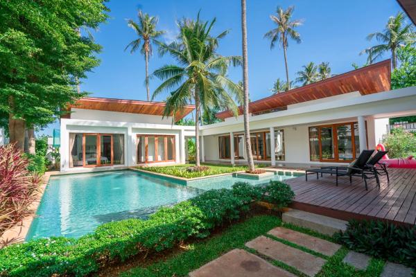 På bildet vises objektet Pranaluxe 4 Bedroom Pool Villa F1 som ligger i byen Ban Nong Sua.