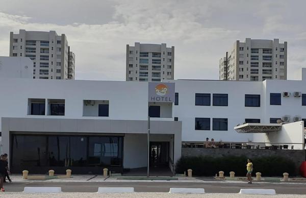 Na zdjęciu widoczny jest obiekt Hotel Algas Marinhas położony w mieście Aracaju.
