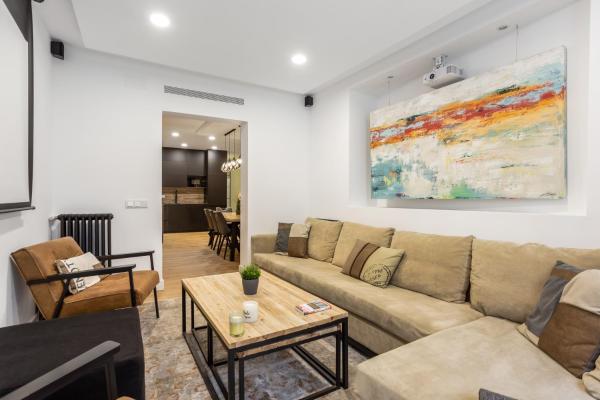 A la foto es mostra l'objecte Callao Flat situat a la ciutat de Madrid.