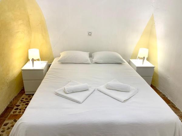 A la foto es mostra l'objecte Casa Cueva Castillo situat a la ciutat de Valdilecha.