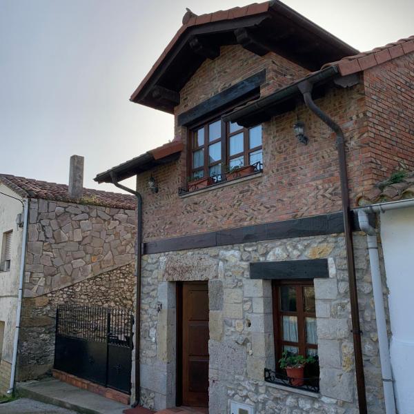 A la foto es mostra l'objecte Casa Cuco situat a la ciutat de Portillo.