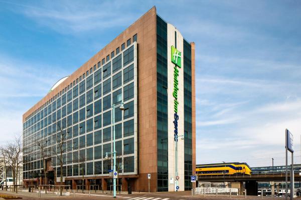 Holiday Inn Express Amsterdam - Sloterdijk Station by IHG, Amsterdam