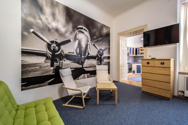 Jewish Synagogue Ruterra Suite, Prague