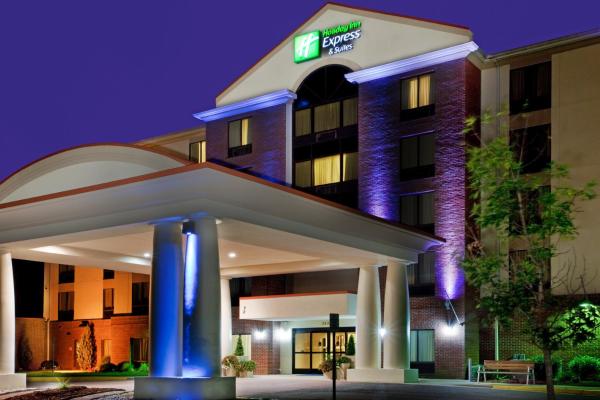 A la foto es mostra l'objecte Holiday Inn Express & Suites Chesapeake by IHG situat a la ciutat de Chesapeake.