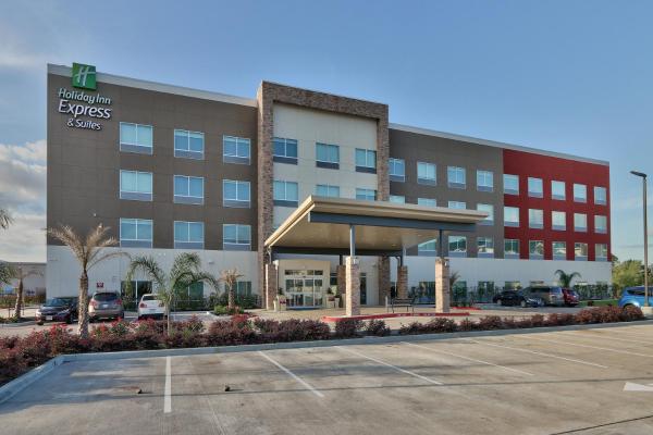 Auf dem Foto ist das Objekt Holiday Inn Express & Suites - Houston East - Beltway 8 by IHG in der Stadt Cloverleaf zu sehen.