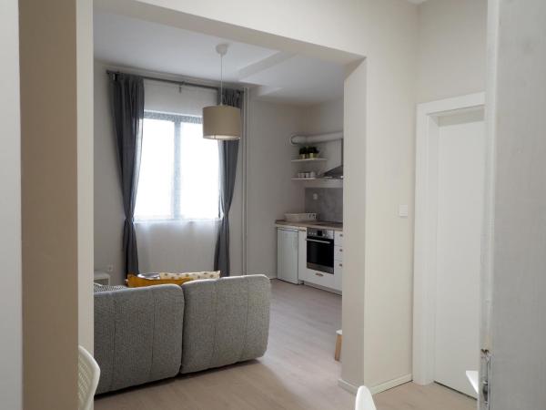 Foto 4: Modern Yellow 1BD Apartment - Near to Vitosha Boulevard by Flat Mаnager
