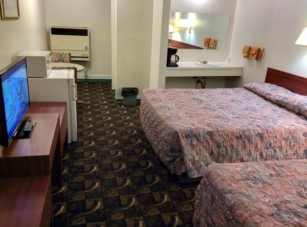 På bildet vises objektet Shamrock Motel som ligger i byen Valleyview.