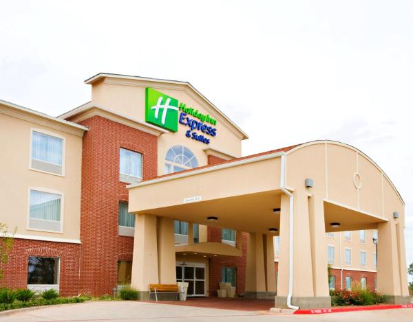 A la foto es mostra l'objecte Holiday Inn Express Hotel & Suites Shamrock North by IHG situat a la ciutat de Wheeler.