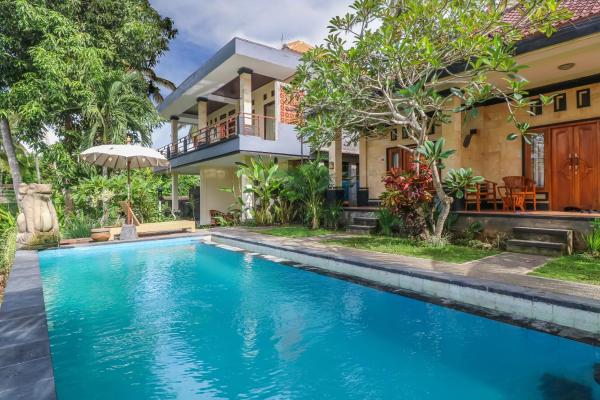 På bildet vises objektet Aron Guest House Ubud som ligger i byen Sukawati.