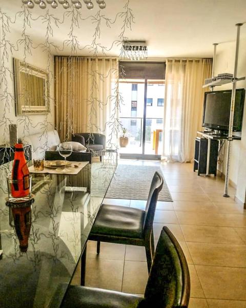 På billedet ses objektet Apartamento Salou lux por precio económico. beliggende i byen Salou.