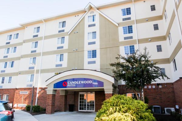 A la foto es mostra l'objecte Candlewood Suites Richmond North-Glen Allen by IHG situat a la ciutat de Richmond.