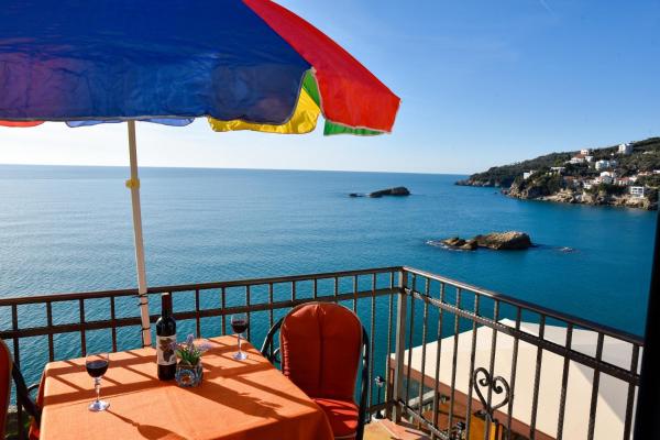 På billedet ses objektet Apartments Susanna beliggende i byen Ulcinj.