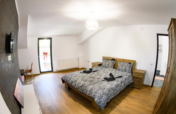 Na fotografii je vidět objekt Ayana Central House nacházející se ve městě Oradea.