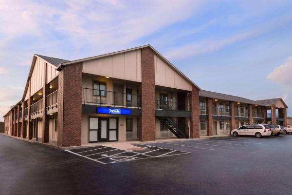 A la foto es mostra l'objecte Travelodge by Wyndham Wellington situat a la ciutat de Wellington.