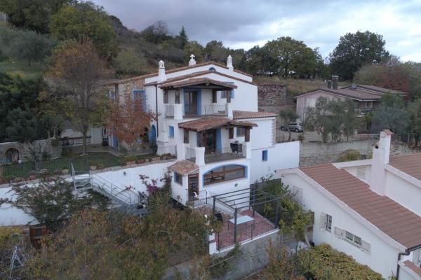 På billedet ses objektet Vista Mare beliggende i byen Lanusei.