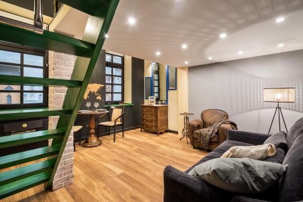 Unique & Stylish - Home of Traveler in City Center的照片5