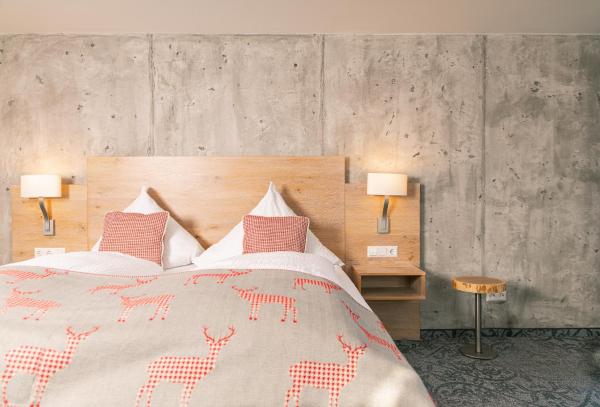 A la foto es mostra l'objecte Genusshotel Hirschen - Erholung im Grünen (Südschwarzwald) situat a la ciutat de Sallneck.