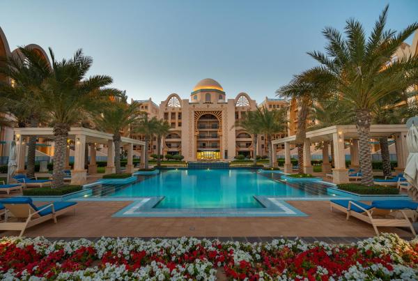 Na fotografii je vidět objekt GLOBALSTAY at Palm Jumeirah Beachfront Paradise with Pool and Gym nacházející se ve městě Dubaj.