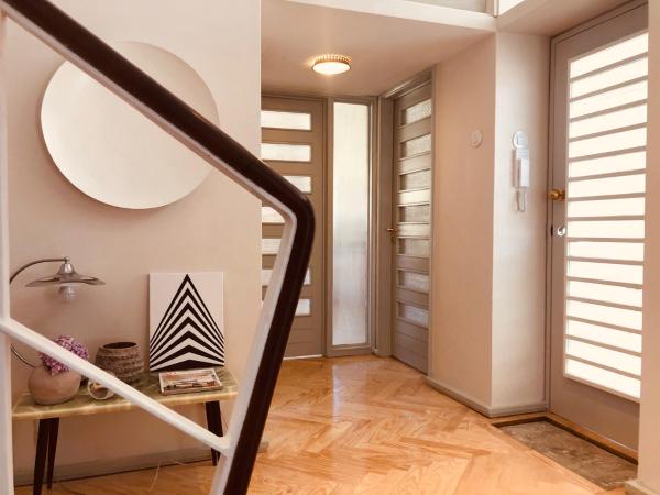 INCREDIBLE DUPLEX PENTHOUSE & TERRACES & Parking, Порту