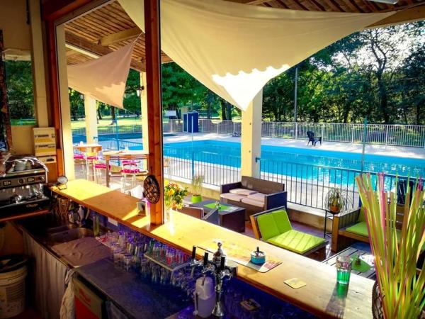 Camping Du Lion - Pierrelatte