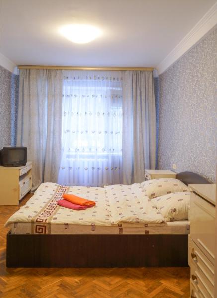 Lejlighed med 1 soveværelse — 65 m² - 53 вулиця Данила Щербаківського