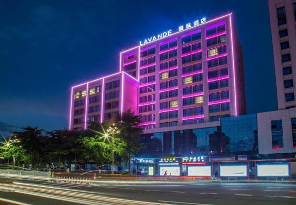 Op de foto is het object Lavande Hotel Qingyuan Sports Park Municipal Government te zien, gelegen in de stad Qingyuan.