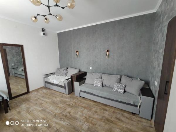 Auf dem Foto ist das Objekt Однокімнатна квартира-студія біля парку Шевченка in der Stadt Berezovka zu sehen.