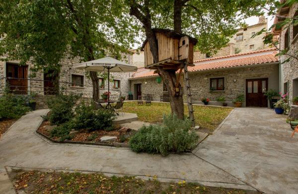 Na zdjęciu widoczny jest obiekt Hotel Rural Los Cerezos de Yanguas położony w mieście Yanguas.