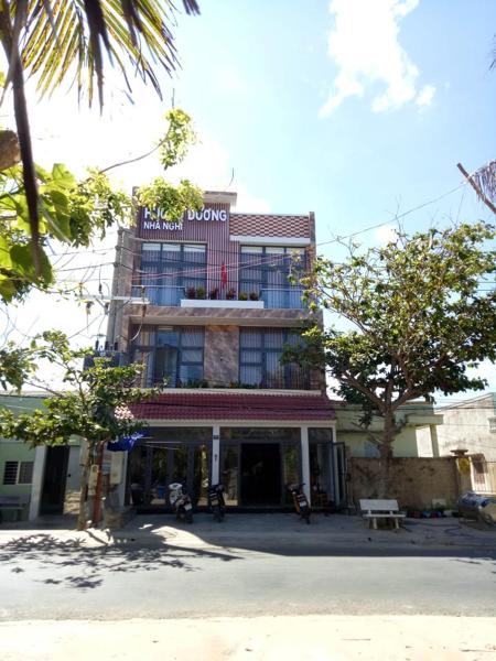 En la foto se muestra el objeto Hướng Dương Hotel Đảo Phú Quý ubicado en la ciudad de Phú Quý.