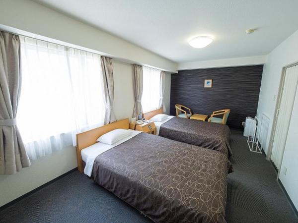 På billedet ses objektet Hotel Shin Osaka / Vacation STAY 81542 beliggende i byen Osaka.