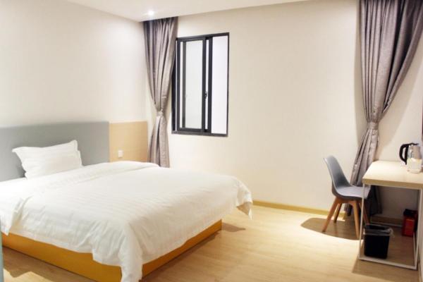 7days Inn Chongqing Longtou Temple North Train Station North Plaza Branch - Chongqing