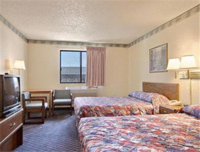 Fotografia 5: Super 8 by Wyndham S Jordan/Sandy/Slc Area