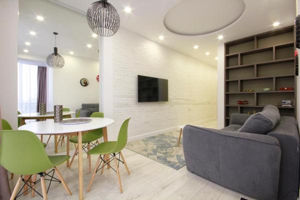 A la foto es mostra l'objecte R Panoramic sea view 1 BR luxury Arcadia apartament situat a la ciutat de Odessa.