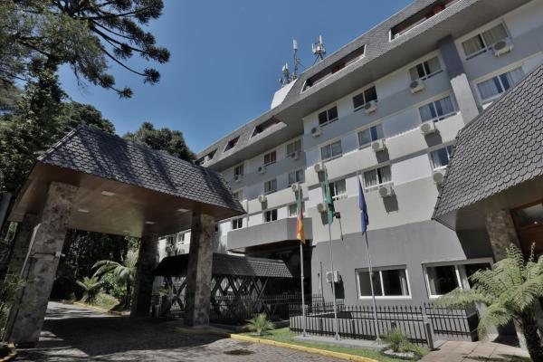 Auf dem Foto ist das Objekt Tri Hotel in der Stadt Canela zu sehen.