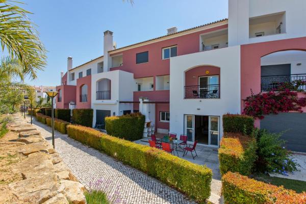 Nella foto è visibile l'oggetto Casa Joana at Opomar by Cara Rentals situato nella città di Cabanas de Tavira.