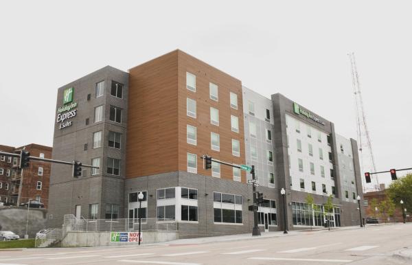 Holiday Inn Express & Suites Omaha Downtown Old Market By Ihg