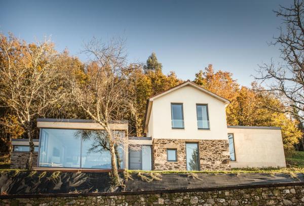 Kuvassa näkyy kohde Eira Gundián, joka sijaitsee kaupungissa Gres.