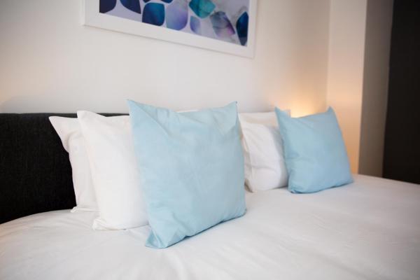 På billedet ses objektet Velvet 1-bedroom apartment, Clockhouse, Hoddesdon beliggende i byen Broxbourne.