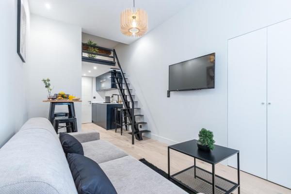 A la foto es mostra l'objecte 12 BUNICO - Studio Duplex - Vieux Nice - 100m de la mer situat a la ciutat de Niça.